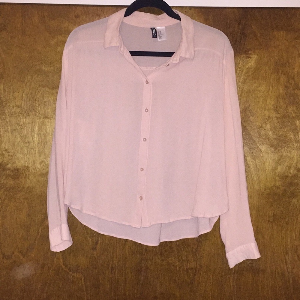 Light pink collard shirt